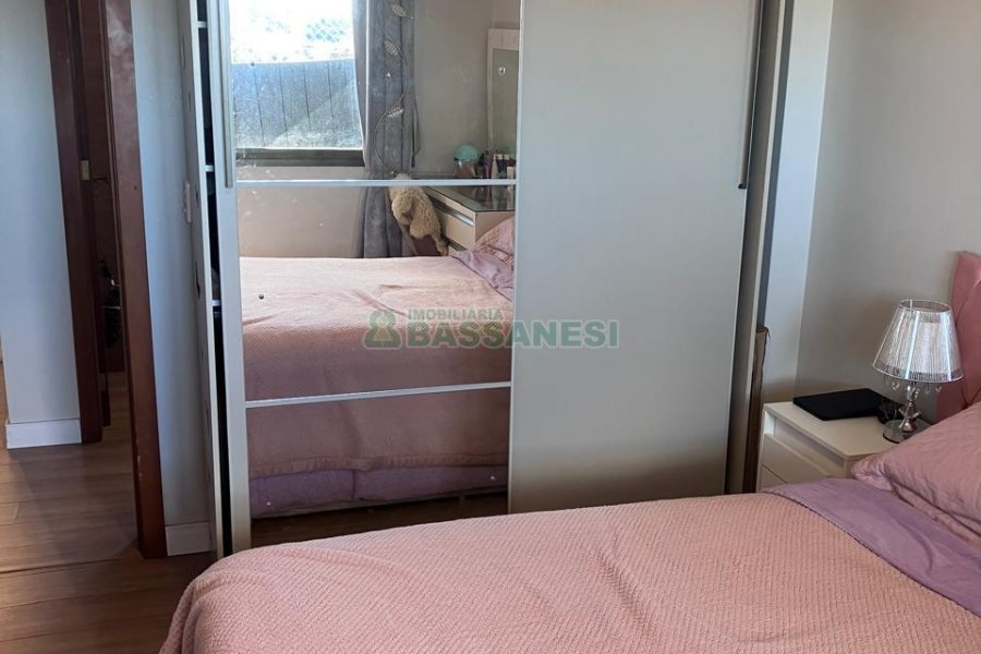 Apto/Cobertura com 230m², 3 dormitórios, 2 vagas, no bairro Centro em Caxias do Sul para Comprar