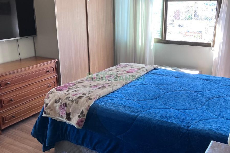 Apto/Cobertura com 230m², 3 dormitórios, 2 vagas, no bairro Centro em Caxias do Sul para Comprar