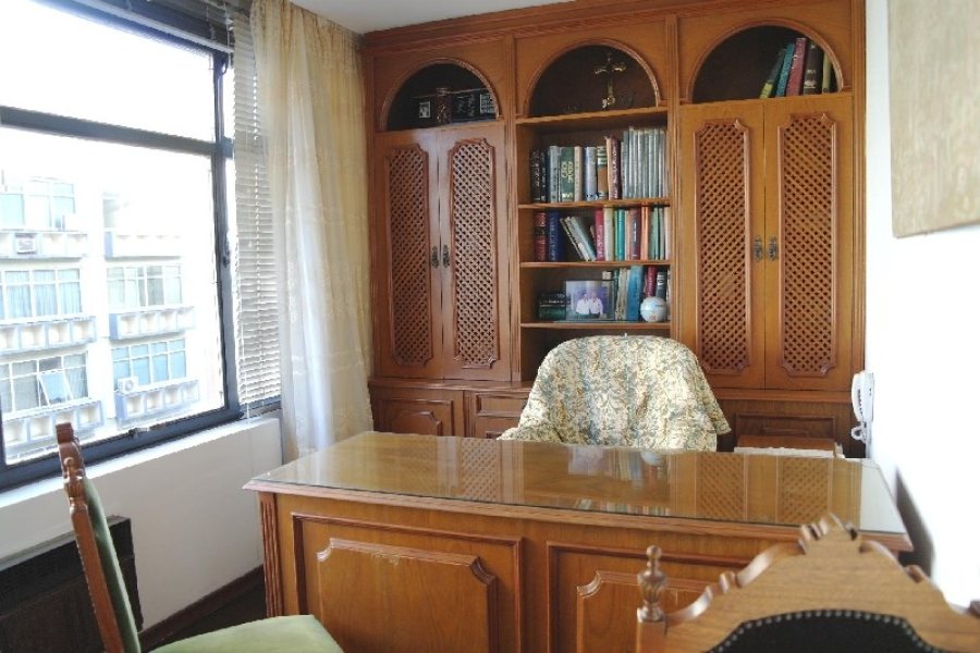 Sala Mobiliada com 49m², no bairro Centro em Caxias do Sul para Alugar