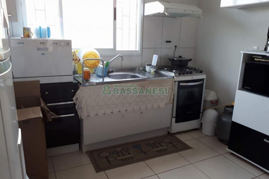 Sobrado com 95m², 3 dormitórios, no bairro São Luiz em Caxias do Sul para Comprar