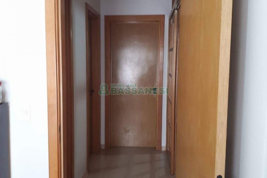 Sobrado com 95m², 3 dormitórios, no bairro São Luiz em Caxias do Sul para Comprar