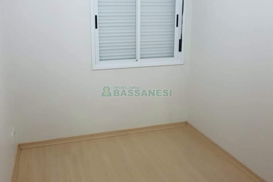 Sobrado com 95m², 3 dormitórios, no bairro São Luiz em Caxias do Sul para Comprar