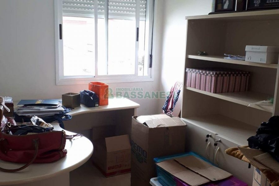 Sobrado com 95m², 3 dormitórios, no bairro São Luiz em Caxias do Sul para Comprar