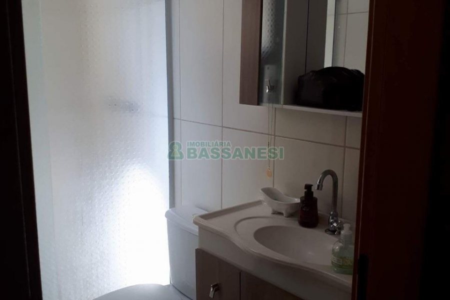 Sobrado com 95m², 3 dormitórios, no bairro São Luiz em Caxias do Sul para Comprar