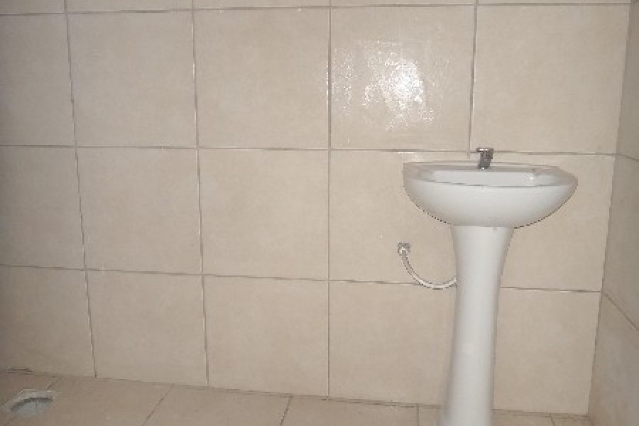 Loja com 500m², no bairro Presidente Vargas em Caxias do Sul para Alugar