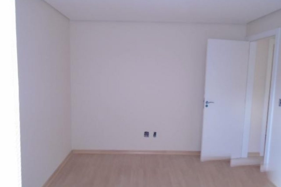 Apartamento com 63m², 2 dormitórios, 1 vaga, no bairro Salgado Filho em Caxias do Sul para Alugar