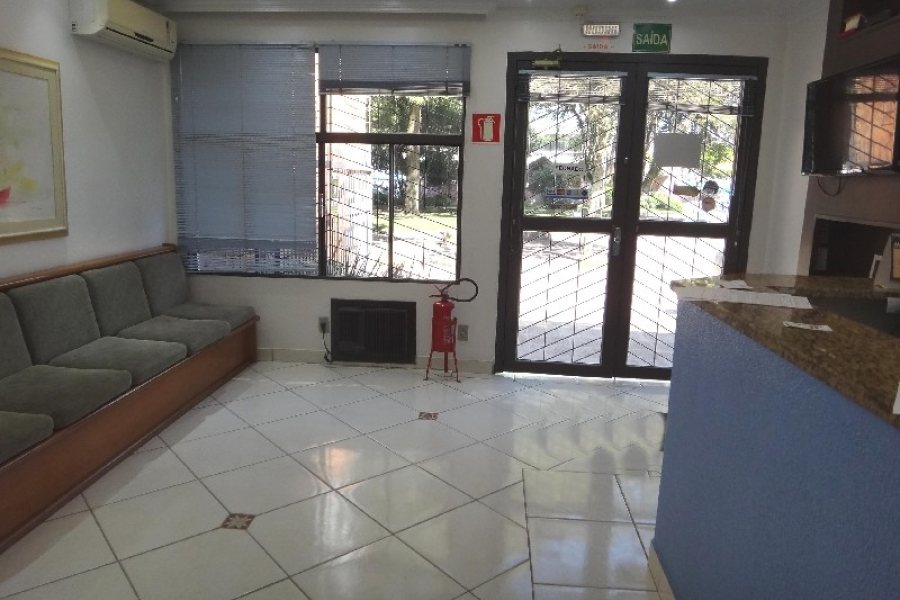 Casa Comercial com 170m², 3 vagas, no bairro São Pelegrino em Caxias do Sul para Alugar