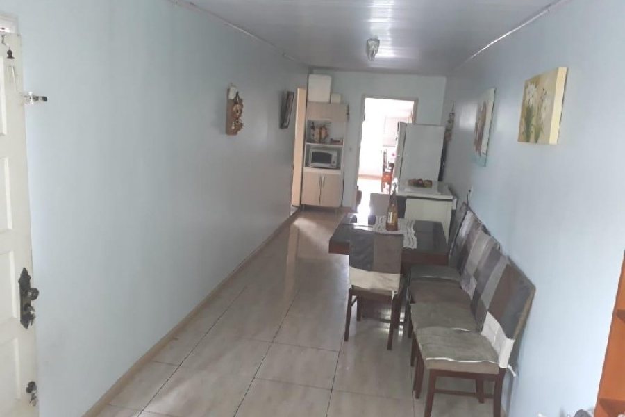 Casa com 192m², 3 dormitórios, 2 vagas, no bairro Fatima em Caxias do Sul para Comprar