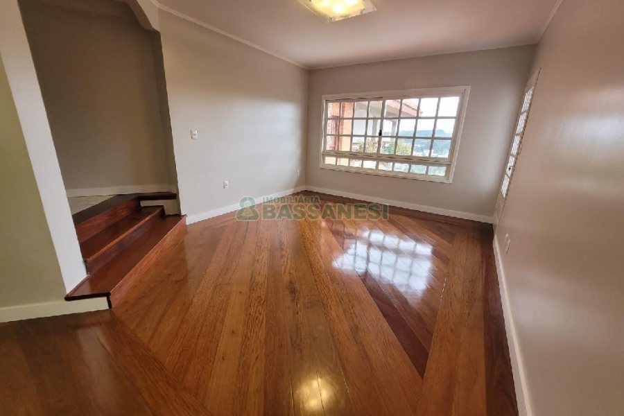 Apto/Cobertura com 299m², 4 dormitórios, 2 vagas, no bairro Madureira em Caxias do Sul para Comprar