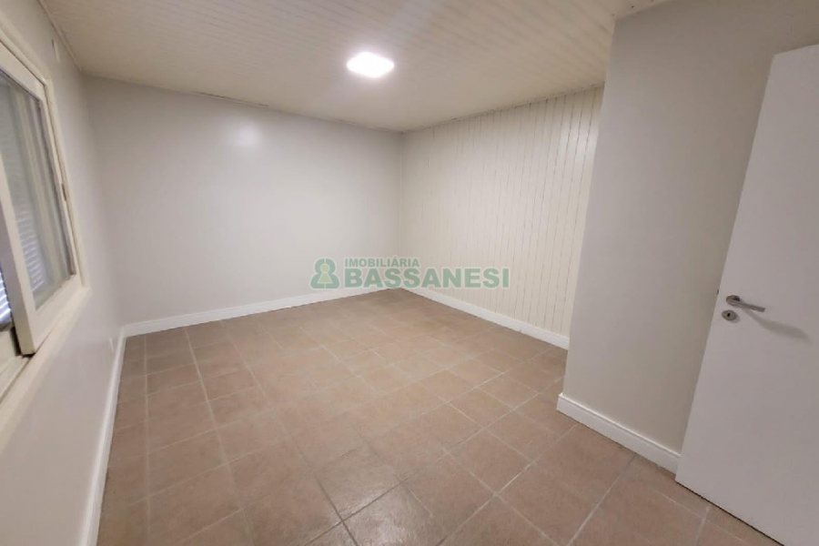 Apto/Cobertura com 299m², 4 dormitórios, 2 vagas, no bairro Madureira em Caxias do Sul para Comprar