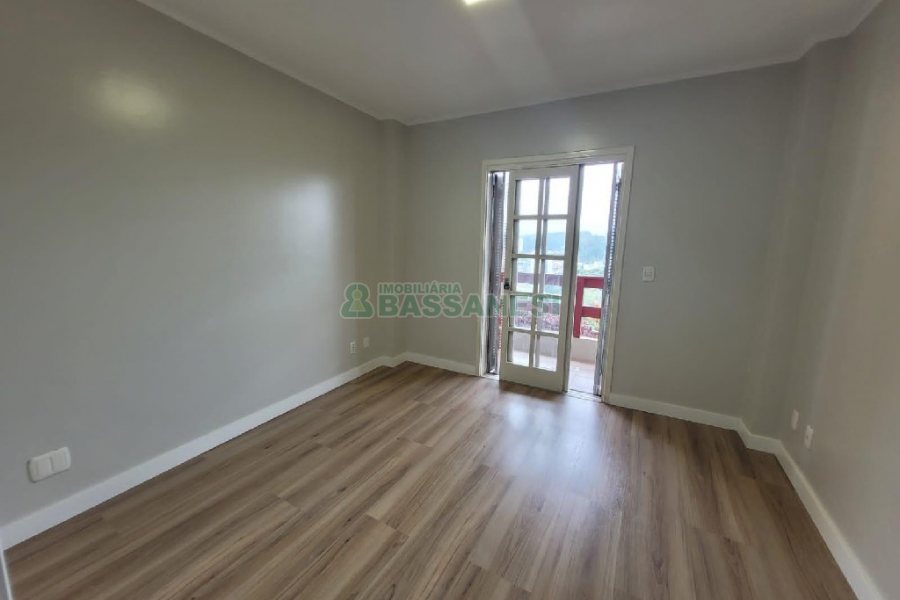 Apto/Cobertura com 299m², 4 dormitórios, 2 vagas, no bairro Madureira em Caxias do Sul para Comprar
