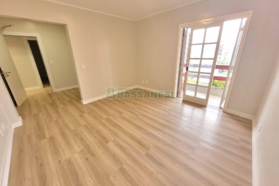 Apto/Cobertura com 299m², 4 dormitórios, 2 vagas, no bairro Madureira em Caxias do Sul para Comprar
