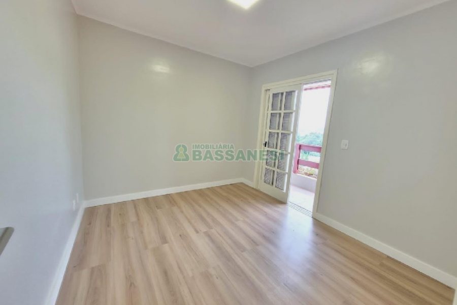 Apto/Cobertura com 299m², 4 dormitórios, 2 vagas, no bairro Madureira em Caxias do Sul para Comprar