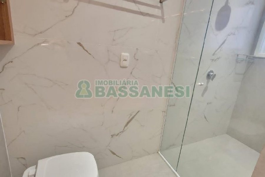 Apto/Cobertura com 299m², 4 dormitórios, 2 vagas, no bairro Madureira em Caxias do Sul para Comprar