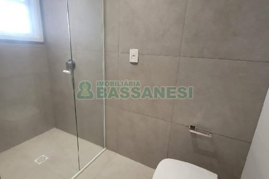 Apto/Cobertura com 299m², 4 dormitórios, 2 vagas, no bairro Madureira em Caxias do Sul para Comprar