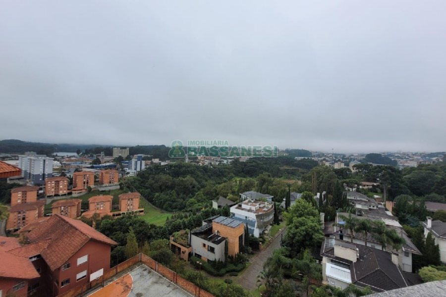 Apto/Cobertura com 299m², 4 dormitórios, 2 vagas, no bairro Madureira em Caxias do Sul para Comprar