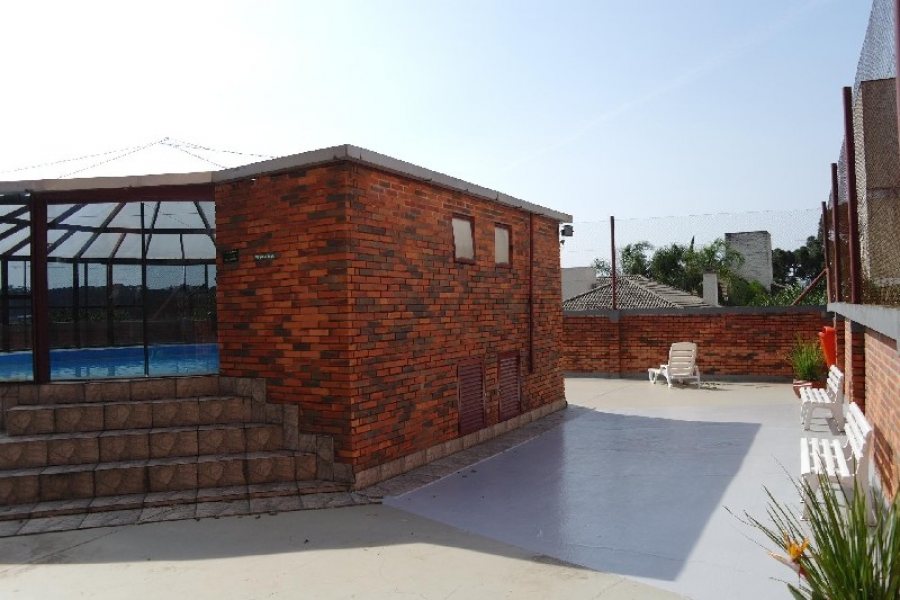 Apto/Cobertura com 299m², 4 dormitórios, 2 vagas, no bairro Madureira em Caxias do Sul para Comprar