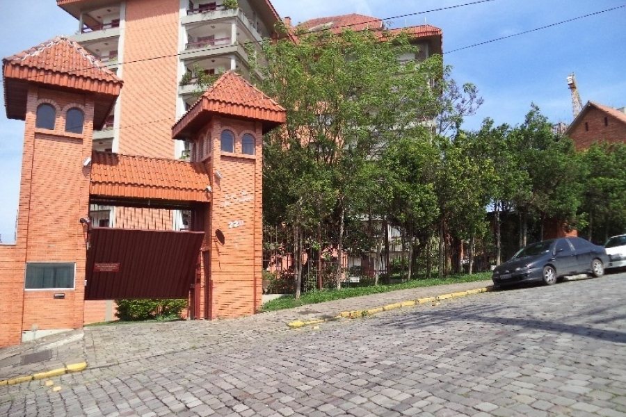Apto/Cobertura com 299m², 4 dormitórios, 2 vagas, no bairro Madureira em Caxias do Sul para Comprar