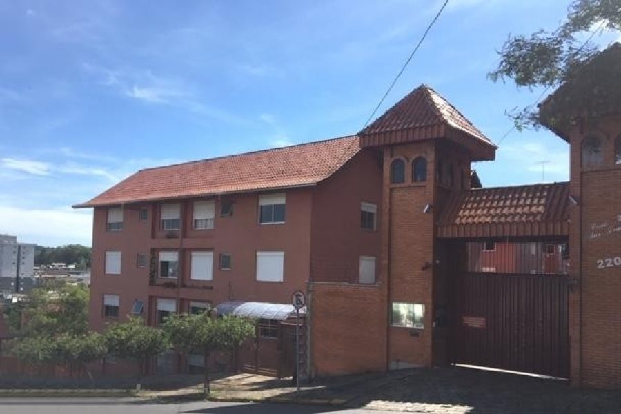 Apto/Cobertura com 299m², 4 dormitórios, 2 vagas, no bairro Madureira em Caxias do Sul para Comprar