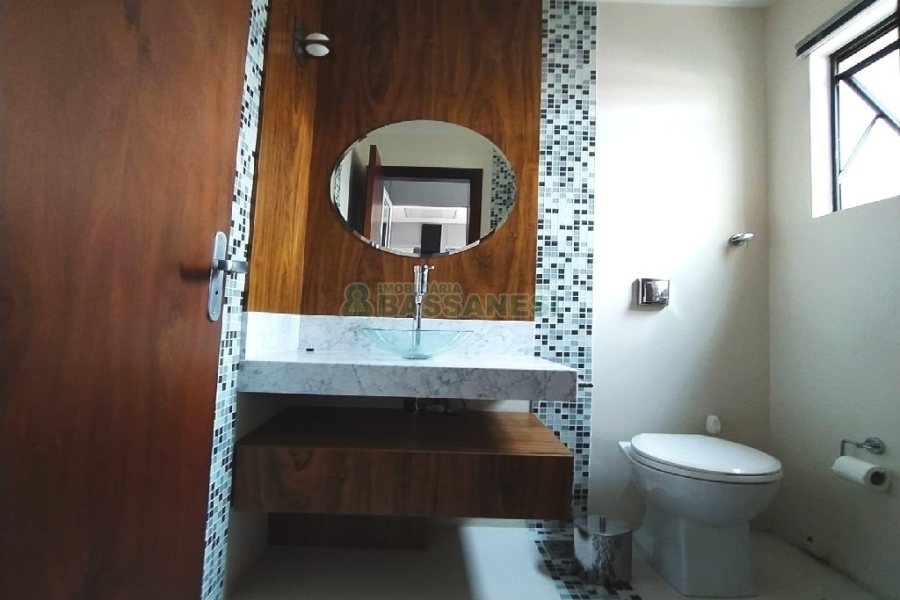 Sala Mobiliada com 50m², no bairro Centro em Caxias do Sul para Comprar