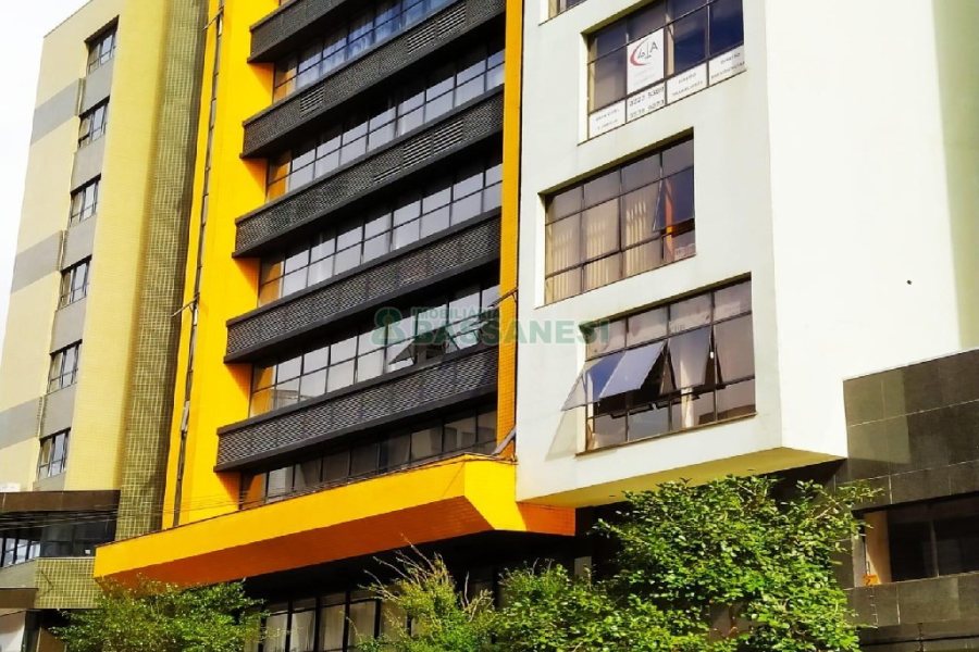 Sala Mobiliada com 50m², no bairro Centro em Caxias do Sul para Comprar