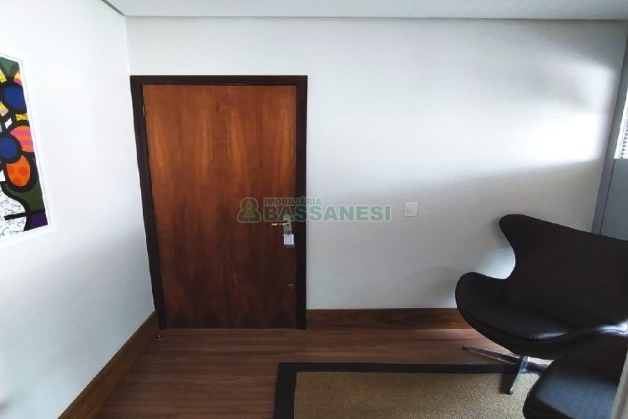 Sala Mobiliada com 50m², no bairro Centro em Caxias do Sul para Comprar