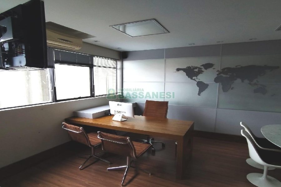 Sala Mobiliada com 50m², no bairro Centro em Caxias do Sul para Comprar