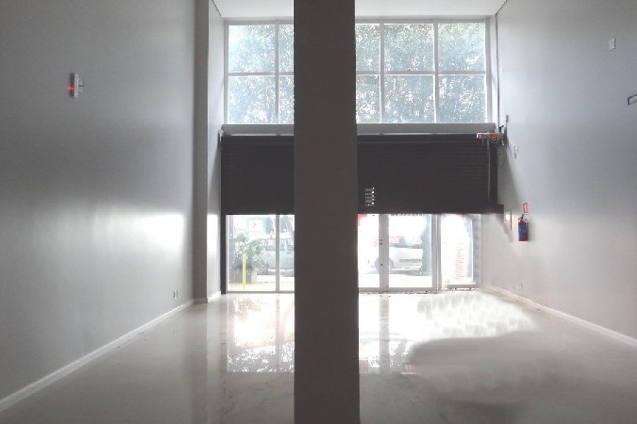 Loja com 95m², no bairro Sagrada Família em Caxias do Sul para Alugar