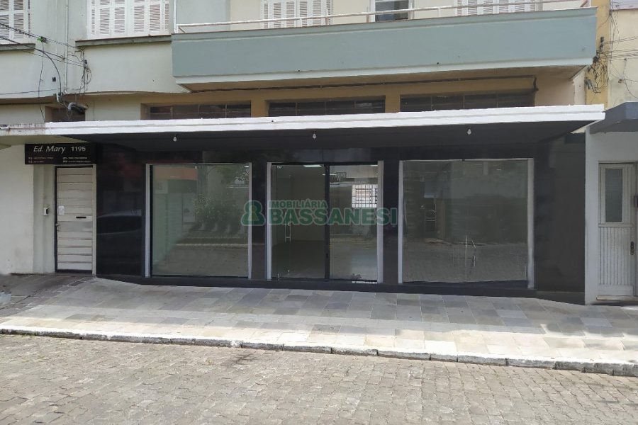 Loja com 330m², no bairro Centro em Caxias do Sul para Alugar