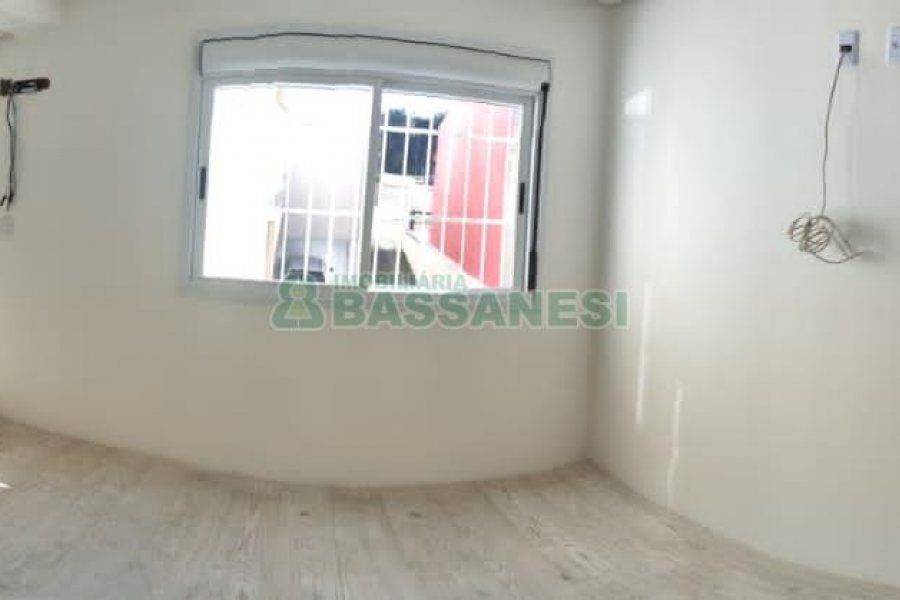 Apartamento com 88m², 2 dormitórios, 2 vagas, no bairro Jardim Eldorado em Caxias do Sul para Comprar