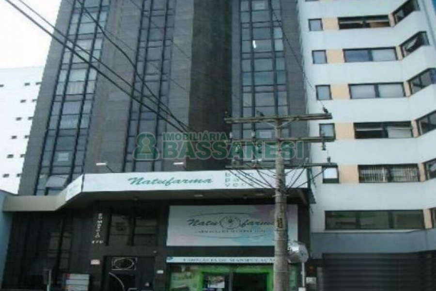 Sala com 54m², no bairro Centro em Caxias do Sul para Alugar