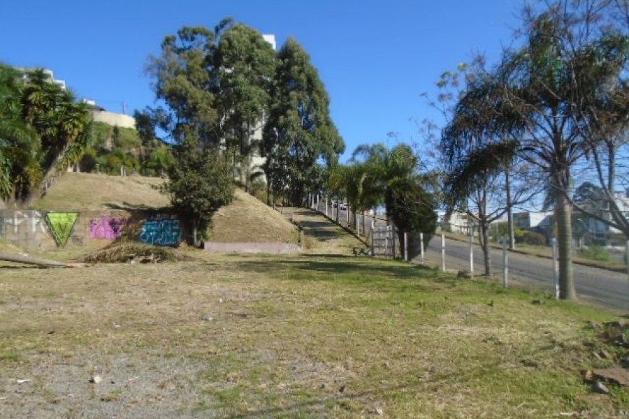 Terreno, no bairro Sanvitto em Caxias do Sul para Comprar