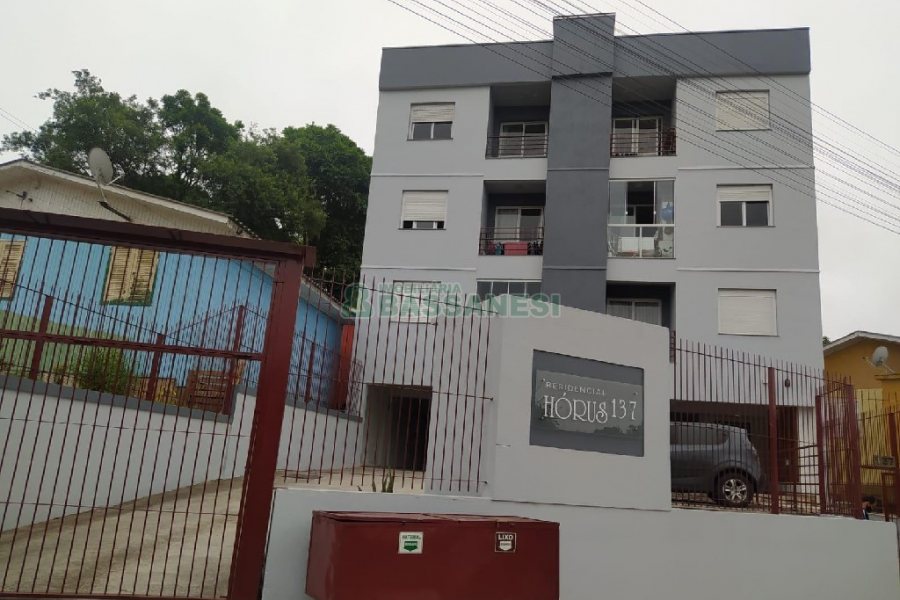 Apto Mobiliado com 56m², 2 dormitórios, 1 vaga, no bairro Charqueadas em Caxias do Sul para Comprar