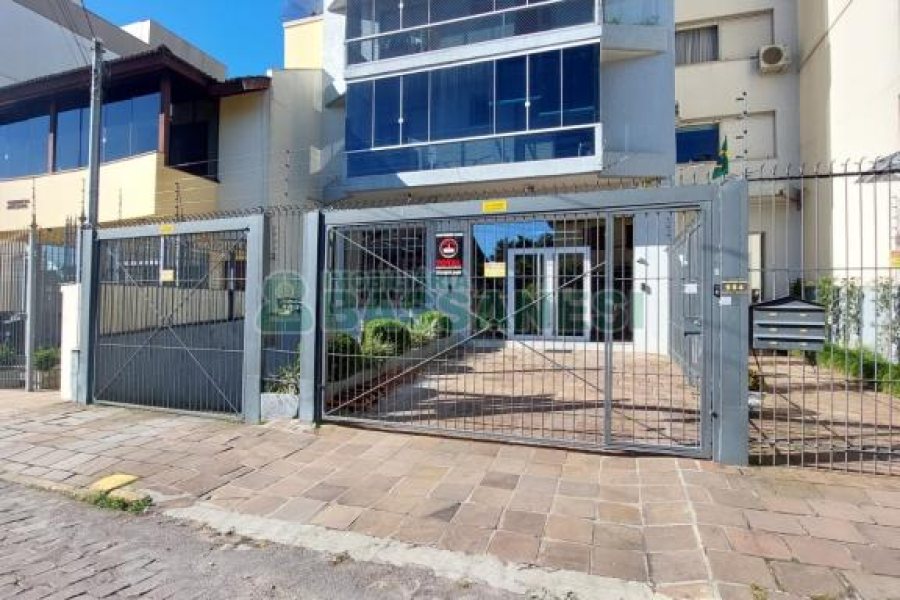 Apto/Cobertura com 95m², 2 dormitórios, 2 vagas, no bairro Pio X em Caxias do Sul para Comprar