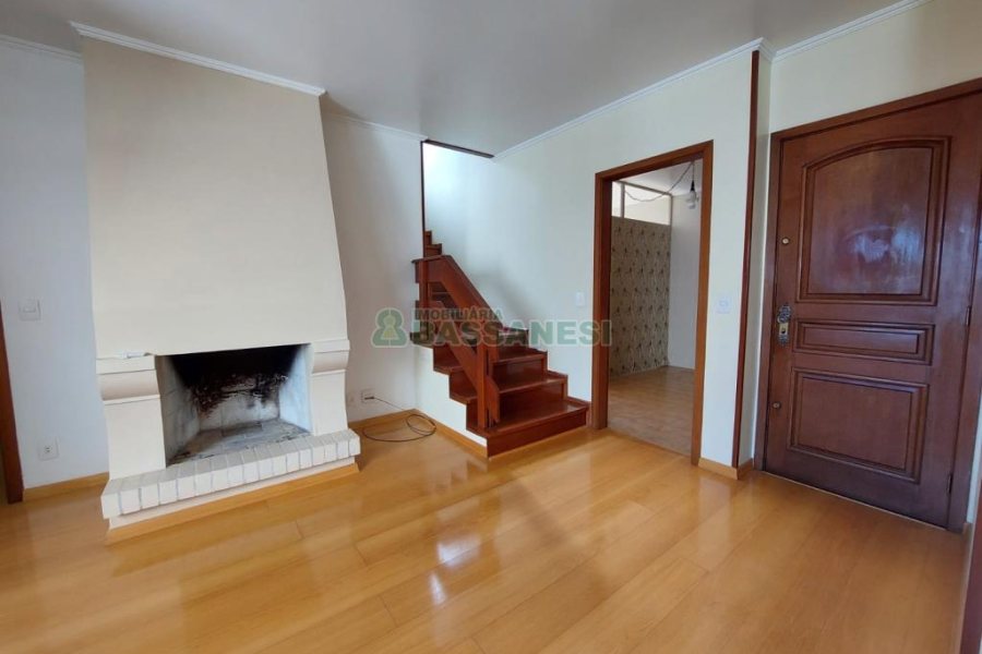 Apto/Cobertura com 95m², 2 dormitórios, 2 vagas, no bairro Pio X em Caxias do Sul para Comprar