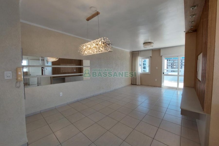 Apto/Cobertura com 95m², 2 dormitórios, 2 vagas, no bairro Pio X em Caxias do Sul para Comprar