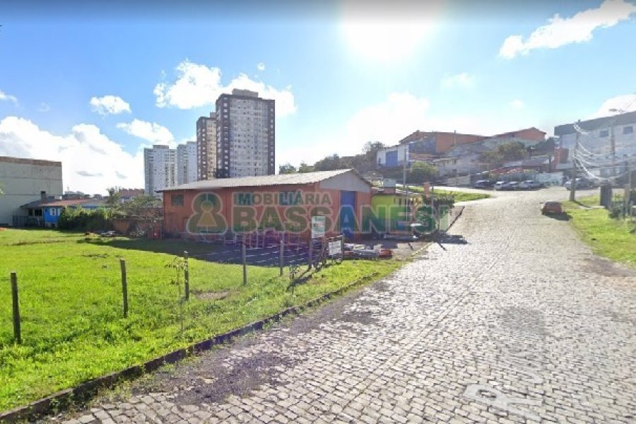 Terreno com 1544m², no bairro De Lazzer em Caxias do Sul para Alugar ou Comprar
