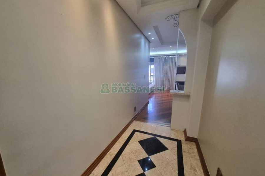 Apto Mobiliado com 133m², 3 dormitórios, 1 vaga, no bairro Pio X em Caxias do Sul para Alugar