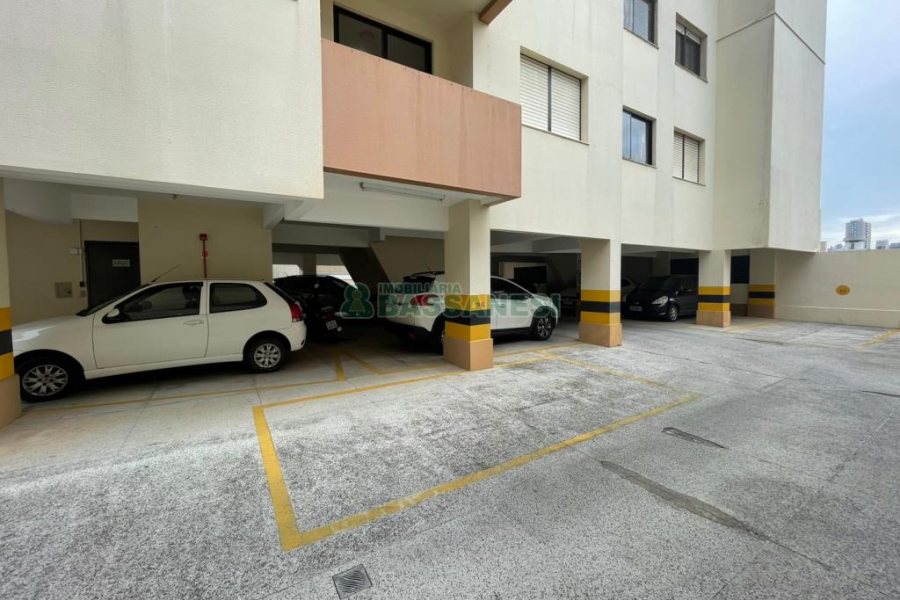 Apto Mobiliado com 46m², 1 dormitório, no bairro Centro em Caxias do Sul para Comprar