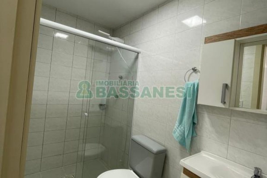 Apto Mobiliado com 46m², 1 dormitório, no bairro Centro em Caxias do Sul para Comprar