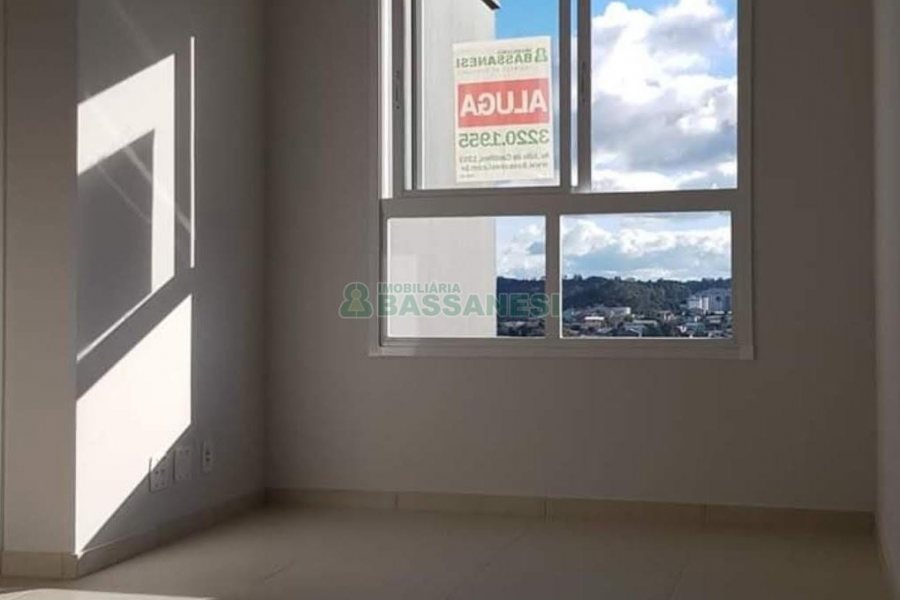 Apartamento com 43m², 2 dormitórios, 1 vaga, no bairro Desvio Rizzo em Caxias do Sul para Alugar