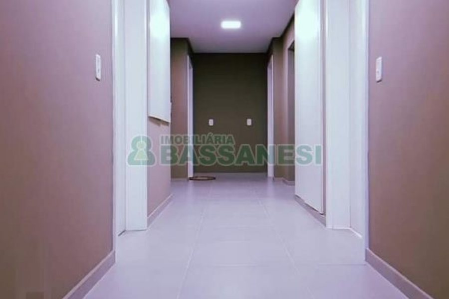 Apartamento com 43m², 2 dormitórios, 1 vaga, no bairro Desvio Rizzo em Caxias do Sul para Alugar