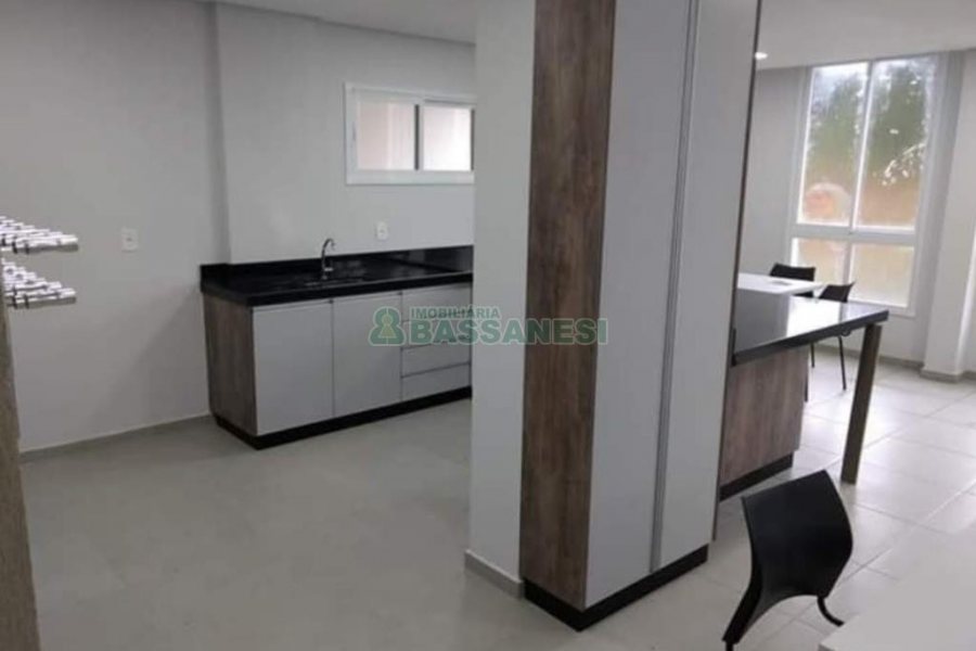 Apartamento com 43m², 2 dormitórios, 1 vaga, no bairro Desvio Rizzo em Caxias do Sul para Alugar