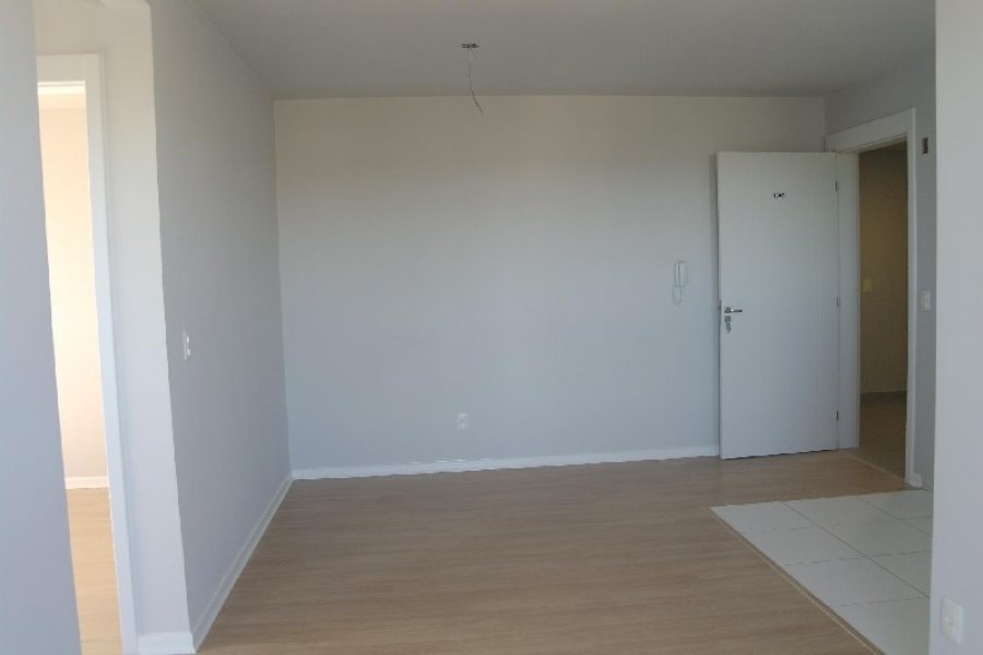 Apartamento com 58m², 2 dormitórios, 1 vaga, no bairro São Pelegrino em Caxias do Sul para Alugar