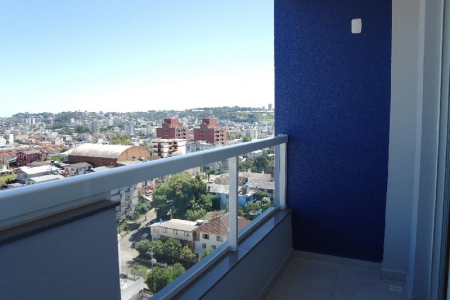 Apartamento com 58m², 2 dormitórios, 1 vaga, no bairro São Pelegrino em Caxias do Sul para Alugar