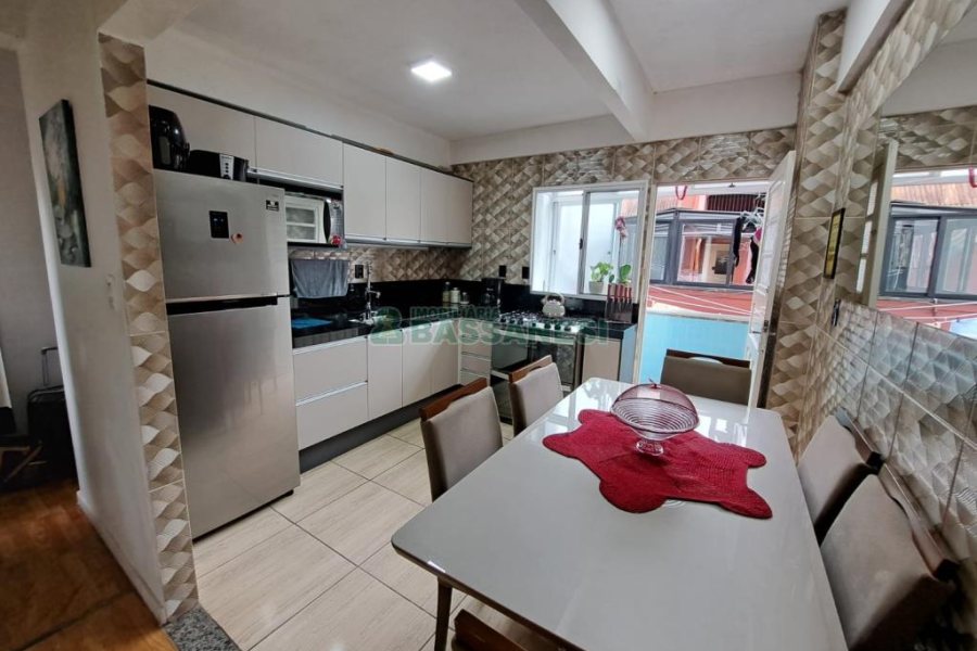 Apartamento com 104m², 3 dormitórios, no bairro Centro em Caxias do Sul para Comprar