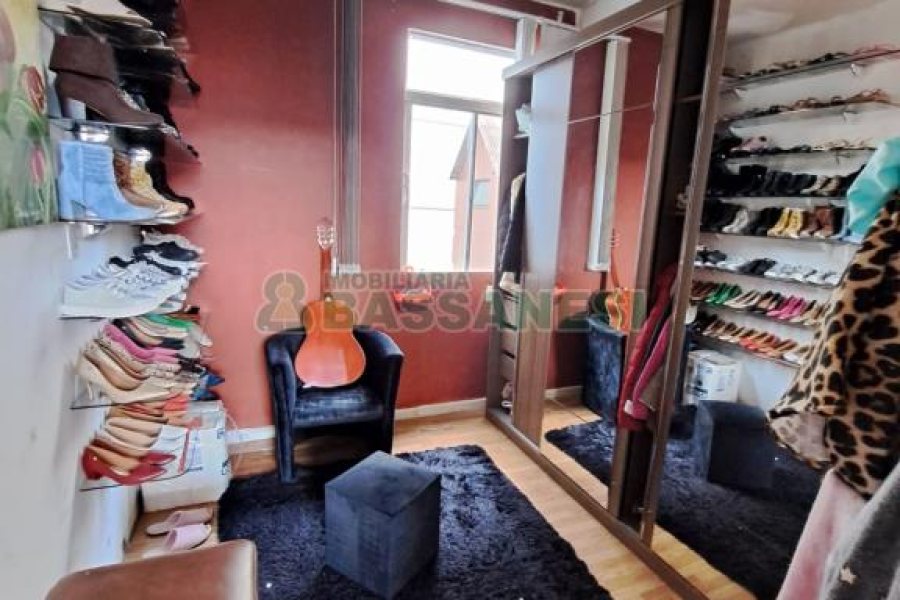 Apartamento com 104m², 3 dormitórios, no bairro Centro em Caxias do Sul para Comprar