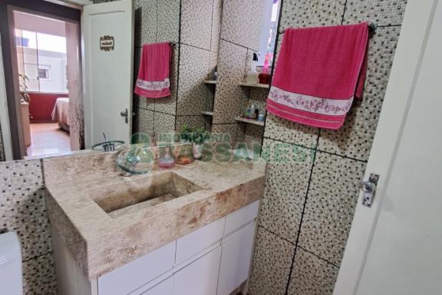 Apartamento com 104m², 3 dormitórios, no bairro Centro em Caxias do Sul para Comprar