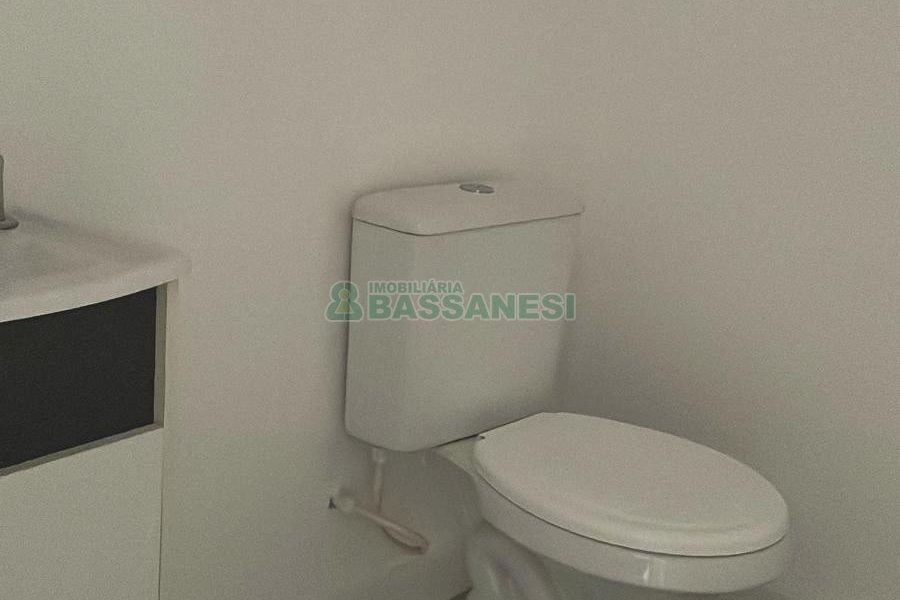 Sala com 161m², 1 vaga, no bairro Pio X em Caxias do Sul para Alugar