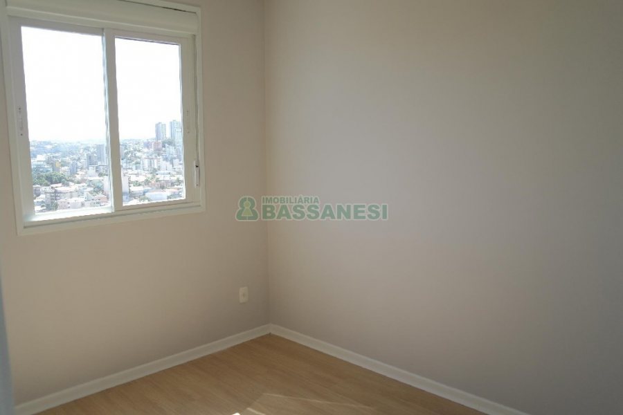 Apartamento com 58m², 2 dormitórios, 1 vaga, no bairro São Pelegrino em Caxias do Sul para Alugar